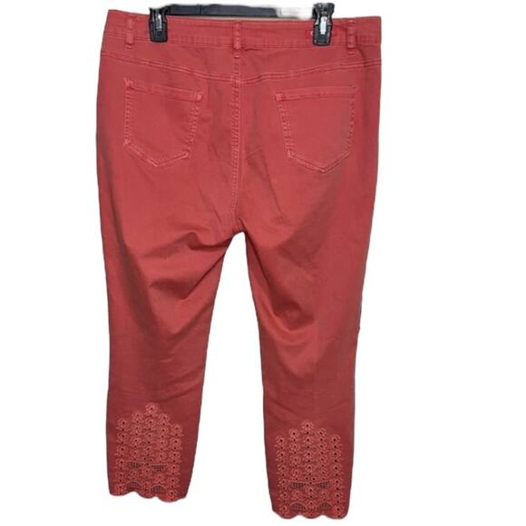 COCO Y CLUB Coral Eyelet Lace‎ Cotton Capri Pants Size 13/14 - Picture 2 of 9